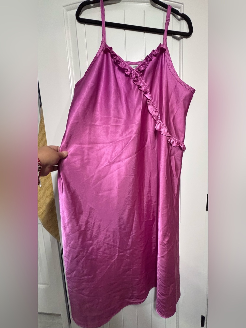 Jaclyn Smith Vintage Magenta Satin Slip Dress / Sleepwear with Ruffle Trim 2x
